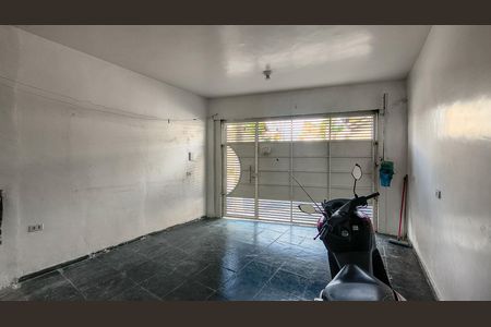 Casa para alugar com 80m², 1 quarto e 2 vagas Casa para alugar com 80m², 1 quarto e 2 vagasGaragem