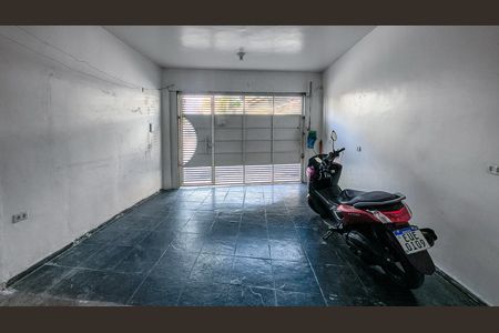 Casa para alugar com 80m², 1 quarto e 2 vagas Casa para alugar com 80m², 1 quarto e 2 vagasGaragem