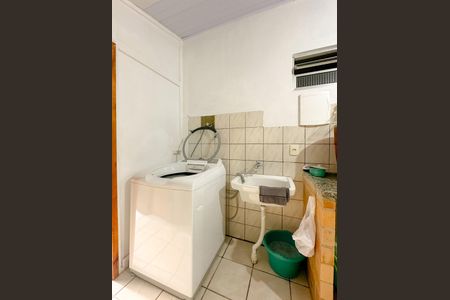 Casa para alugar com 2000m², 2 quartos e 15 vagasLavanderia