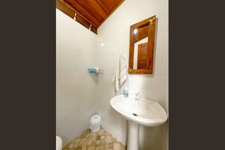 Casa para alugar com 2000m², 2 quartos e 15 vagasLavabo