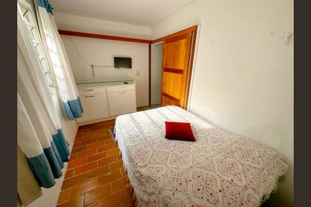 Casa para alugar com 2000m², 2 quartos e 15 vagasQuarto 2