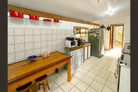 Casa para alugar com 2000m², 2 quartos e 15 vagasCozinha