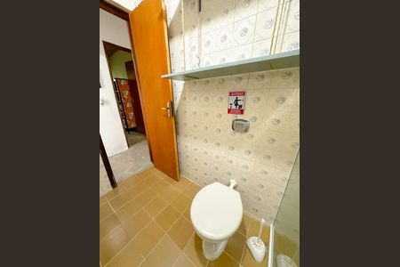 Casa para alugar com 2000m², 2 quartos e 15 vagasBanheiro