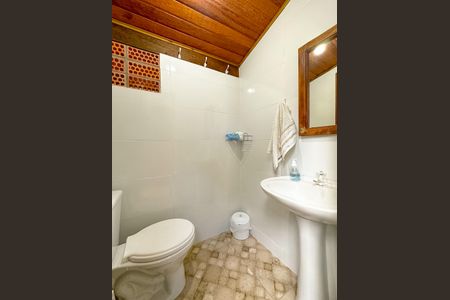 Casa para alugar com 2000m², 2 quartos e 15 vagasLavabo