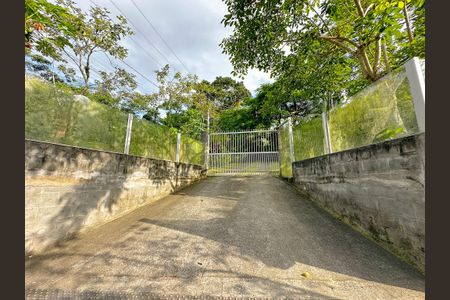 Casa para alugar com 2000m², 2 quartos e 15 vagasFachada
