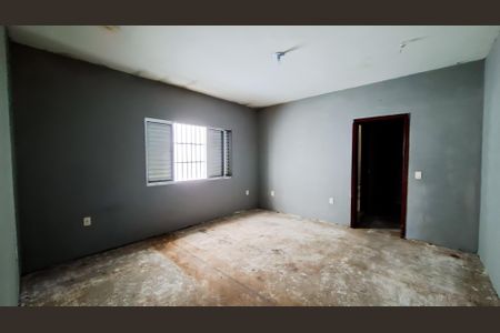 Casa à venda com 312m², 3 quartos e 2 vagasQuarto 2