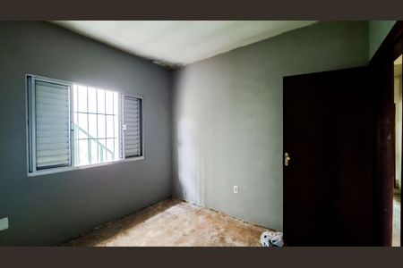 Casa à venda com 312m², 3 quartos e 2 vagasQuarto 3