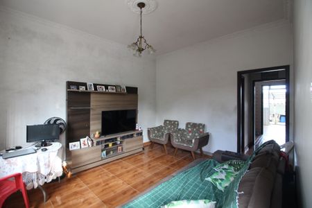 Casa à venda com 360m², 3 quartos e 3 vagasSala