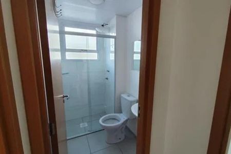 Banheiro de apartamento à venda com 2 quartos, 42m² em Jardim Esmeraldina, Campinas