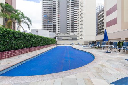 Apartamento à venda com 67m², 2 quartos e 1 vagaÁrea comum - Piscina
