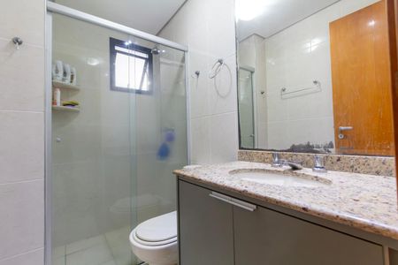 Apartamento à venda com 67m², 2 quartos e 1 vagaBanheiro 2