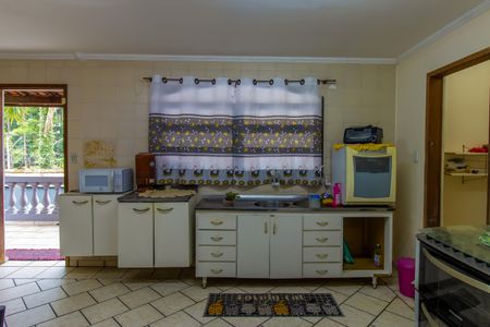 Casa para alugar com 340m², 3 quartos e 10 vagasCozinha