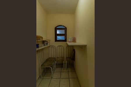 Casa para alugar com 340m², 3 quartos e 10 vagasDespensa