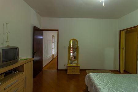 Casa para alugar com 340m², 3 quartos e 10 vagasQuarto 3 - Suíte Master