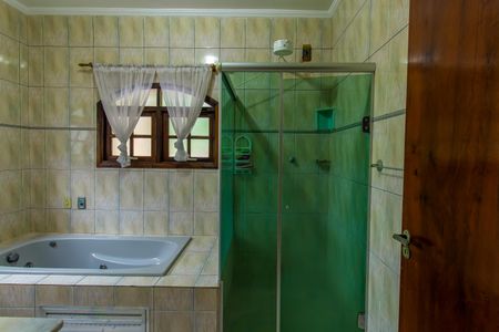 Casa para alugar com 340m², 3 quartos e 10 vagasBanheiro do Quarto 3 - Suíte Master