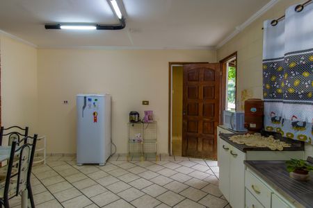 Casa para alugar com 340m², 3 quartos e 10 vagasCozinha