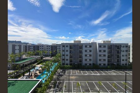 Vista - Varanda - Sala de apartamento para alugar com 2 quartos, 39m² em Barra Olímpica, Rio de Janeiro