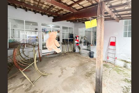 Casa à venda com 200m², 3 quartos e 2 vagas