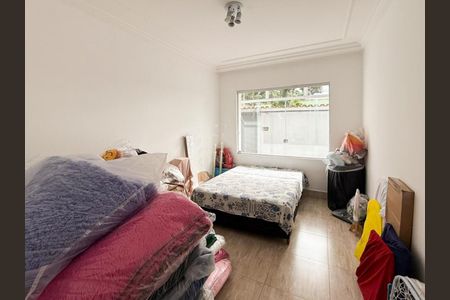 Casa à venda com 200m², 3 quartos e 2 vagas