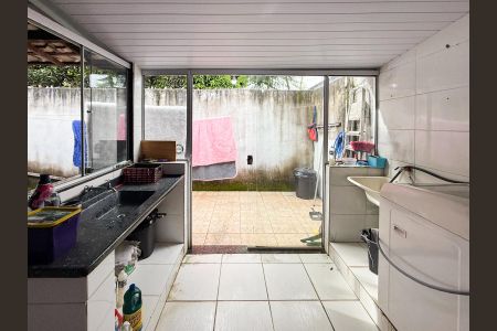 Casa à venda com 200m², 3 quartos e 2 vagas