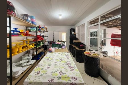 Casa à venda com 3 quartos, 200m² em Santa Helena, Belo Horizonte