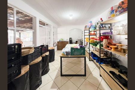 Casa à venda com 200m², 3 quartos e 2 vagas