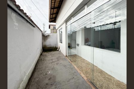 Casa à venda com 200m², 3 quartos e 2 vagas
