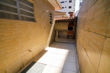 Quintal de casa para alugar com 2 quartos, 100m² em Vila Caiçara, Praia Grande