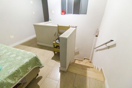 Hall de casa para alugar com 2 quartos, 68m² em Conjunto Residencial José Bonifácio, São Paulo