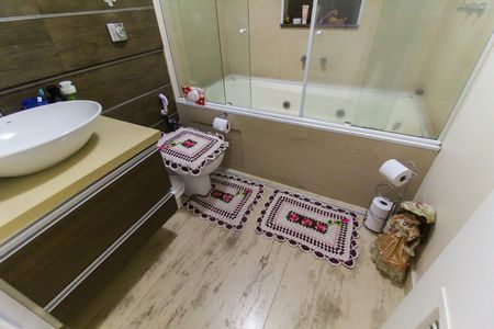 Casa para alugar com 68m², 2 quartos e 1 vaga Casa para alugar com 68m², 2 quartos e 1 vagaBanheiro 1