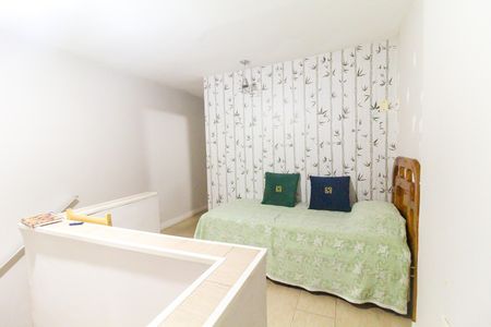 Casa para alugar com 68m², 2 quartos e 1 vaga Casa para alugar com 68m², 2 quartos e 1 vagaHall