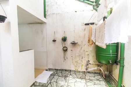 Casa para alugar com 68m², 2 quartos e 1 vaga Casa para alugar com 68m², 2 quartos e 1 vagaÁrea de Serviço