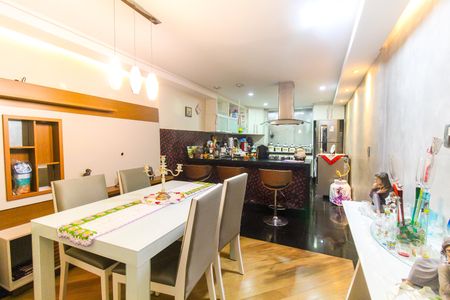 Casa para alugar com 68m², 2 quartos e 1 vaga Casa para alugar com 68m², 2 quartos e 1 vagaCozinha