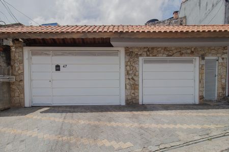 Casa para alugar com 200m², 3 quartos e 3 vagasFachada