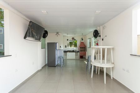 Apartamento para alugar com 48m², 2 quartos e 1 vagaÁrea comum - Churrasqueira