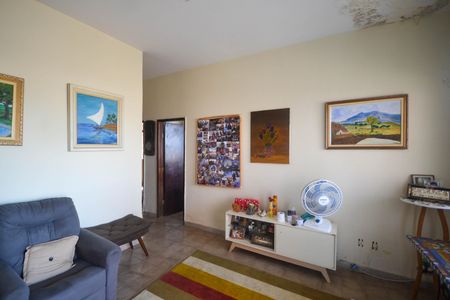 Sala de casa para alugar com 2 quartos, 100m² em Imperador, Nova Iguaçu