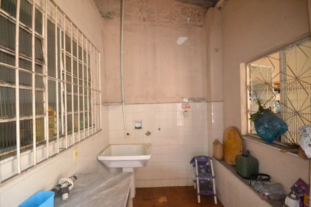 Casa para alugar com 100m², 2 quartos e 2 vagasÁrea de Serviço