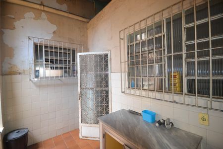 Casa para alugar com 100m², 2 quartos e 2 vagasÁrea de Serviço