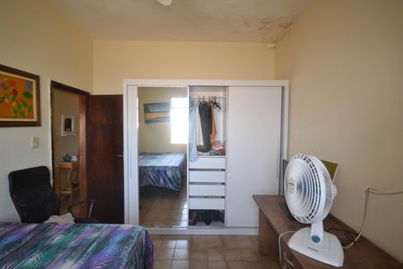 Casa para alugar com 100m², 2 quartos e 2 vagasQuarto 1