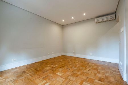 Apartamento à venda com 160m², 3 quartos e 1 vagaSuíte