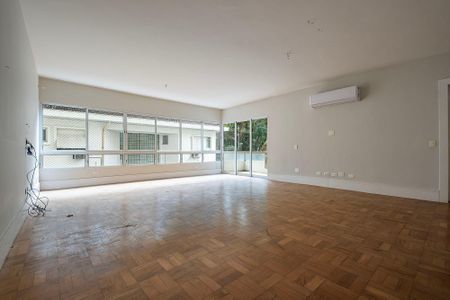Sala de apartamento à venda com 3 quartos, 160m² em Jardins, São Paulo