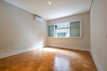 Apartamento à venda com 160m², 3 quartos e 1 vagaQuarto 2