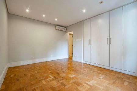 Apartamento à venda com 160m², 3 quartos e 1 vagaSuíte