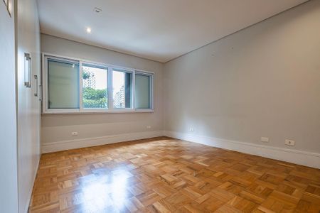 Apartamento à venda com 160m², 3 quartos e 1 vagaSuíte