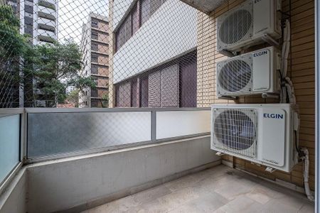 Sala - Varanda de apartamento à venda com 3 quartos, 160m² em Jardins, São Paulo