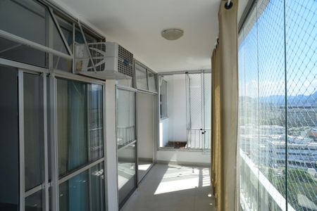 Varanda de apartamento à venda com 1 quarto, 70m² em Barra da Tijuca, Rio de Janeiro