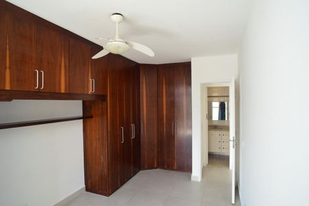 Quarto de apartamento à venda com 1 quarto, 70m² em Barra da Tijuca, Rio de Janeiro