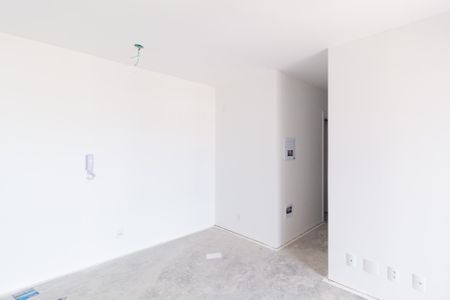 Sala de apartamento à venda com 3 quartos, 67m² em Vila Osasco, Osasco