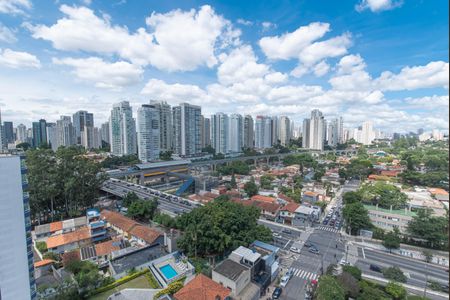 Varanda - Vista de apartamento à venda com 1 quarto, 30m² em Campo Belo, São Paulo