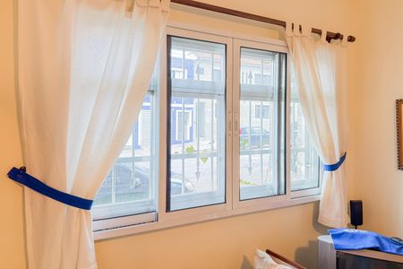 Sala - Janelas Anti Ruído de casa à venda com 3 quartos, 100m² em Ipiranga, São Paulo